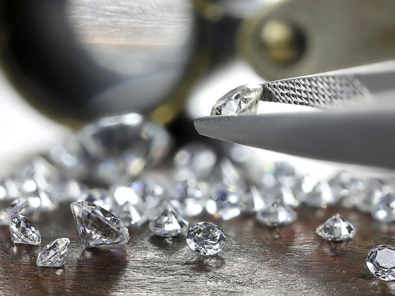 Diamanten Goldankauf Vaihingen Enz für Edelmetalle aller Art von Altgold, Silber, Zinn